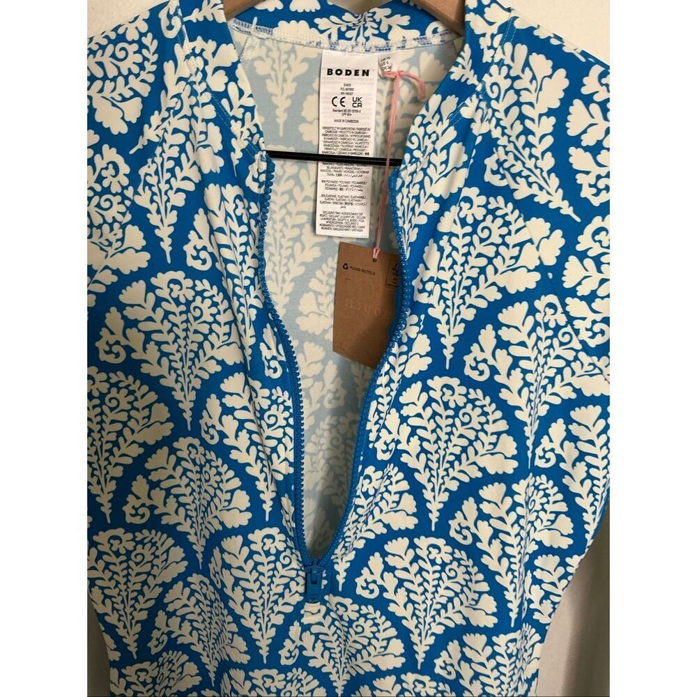 Boden Sun Safe Raglan Rash | Blue and White in 6 - Picture 9 of 9